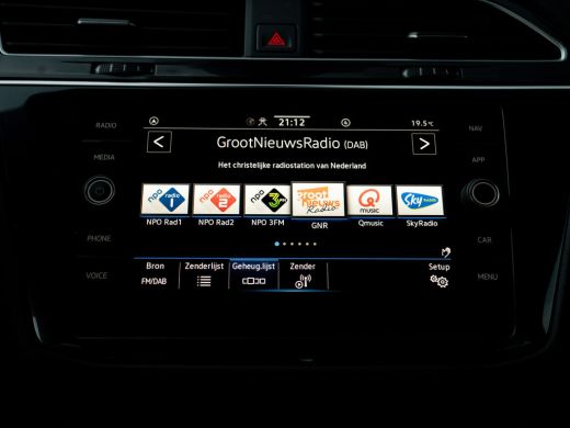 Volkswagen Tiguan 1.5 TSI Life Business | Camera | Elk. A-klep | Side Assist | Keyless | Prijs Rijklaar!! ActivLease financial lease
