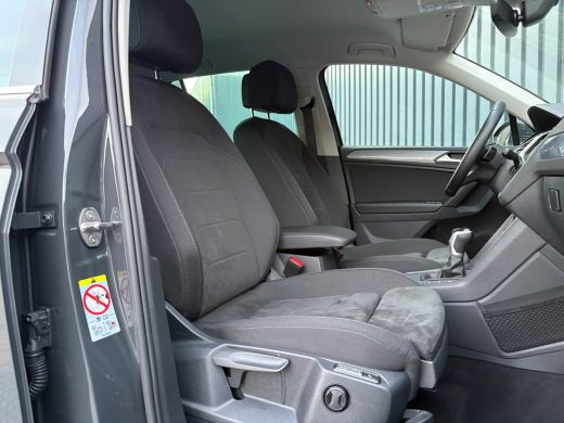 Volkswagen Tiguan 1.5 TSI Life Business | Camera | Elk. A-klep | Side Assist | Keyless | Prijs Rijklaar!! ActivLease financial lease