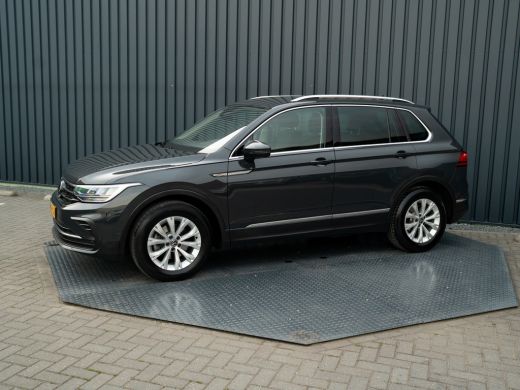 Volkswagen Tiguan 1.5 TSI Life Business | Camera | Elk. A-klep | Side Assist | Keyless | Prijs Rijklaar!! ActivLease financial lease