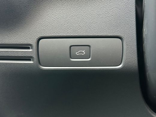 Volvo  EX40 185 kW Single Motor Extended Range RWD Plus Dark | 20 inch! | Forest Lake | Trekhaak | 360 camera... ActivLease financial lease