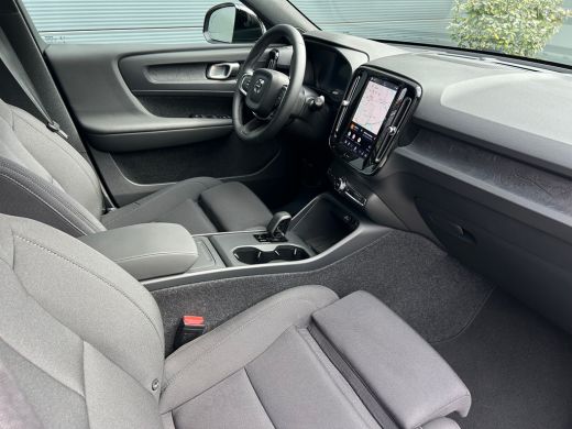 Volvo  EX40 185 kW Single Motor Extended Range RWD Plus Dark | 20 inch! | Forest Lake | Trekhaak | 360 camera... ActivLease financial lease