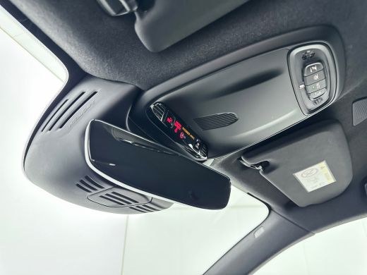 Volvo  XC40 T5 Recharge R-Design | 19" | Trekhaak | Leder / Nubuck | Elektr. verst. best. Stoel | Harman Kard... ActivLease financial lease