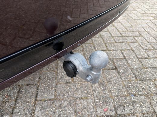 Volvo  XC90 T8 Plug-in hybrid AWD Ultra Dark | Trekhaak | Luchtvering | Massage + Ventilatie | Audio High End... ActivLease financial lease