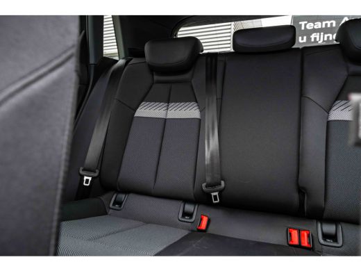 Audi A3 Sportback 40 TFSI e Advanced edition 204 PK | Panoramadak | SONOS | Head-up | LED | Adaptief Crui... ActivLease financial lease