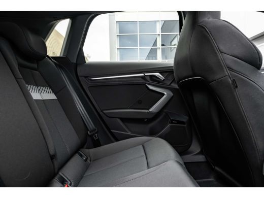 Audi A3 Sportback 40 TFSI e Advanced edition 204 PK | Panoramadak | SONOS | Head-up | LED | Adaptief Crui... ActivLease financial lease