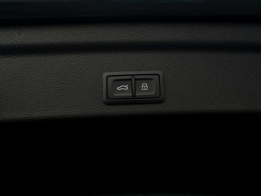 Audi Q3 45 TFSI e S-Line | Pano | Trekhaak wegkl. | Memory Seats | Sonos | 360 Camera | 20'' | Prijs Rijk... ActivLease financial lease