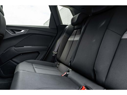 Audi Q4 e-tron 45 Advanced edition 82 kWh 286PK | Fabrieksgarantie 2030 | Stoelverw. voor | Comfort Sleutel | Au... ActivLease financial lease