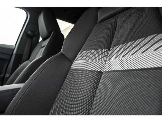 Audi Q4 e-tron 45 Advanced edition 82 kWh 286PK | Fabrieksgarantie 2030 | Stoelverw. voor | Comfort Sleutel | Au... ActivLease financial lease