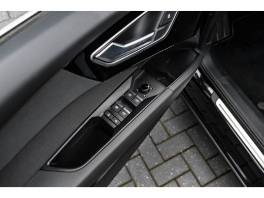 Audi Q4 e-tron 45 Advanced edition 82 kWh 286PK | Fabrieksgarantie 2030 | Stoelverw. voor | Comfort Sleutel | Au... ActivLease financial lease