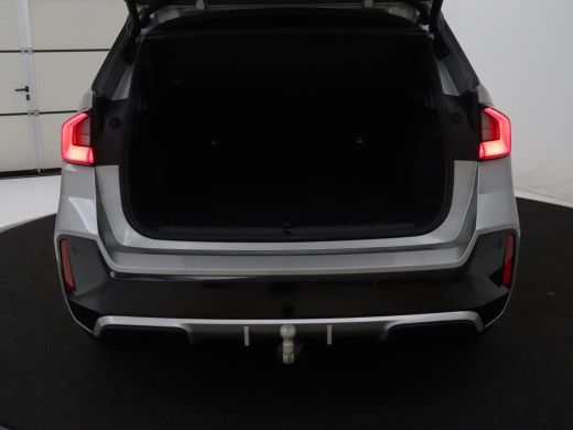 BMW X1 xDrive25e M Sport | SOH 93% | Head-Up | 360 Camera | Stoelverwarming | Trekhaak | Adaptive cruise... ActivLease financial lease