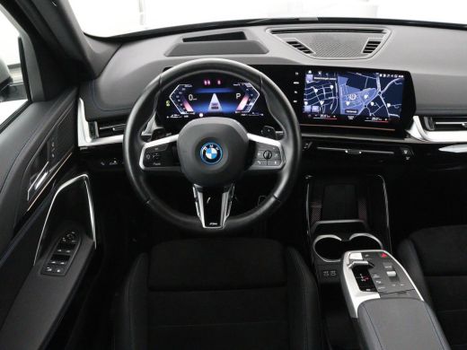 BMW X1 xDrive25e M Sport | SOH 93% | Head-Up | 360 Camera | Stoelverwarming | Trekhaak | Adaptive cruise... ActivLease financial lease