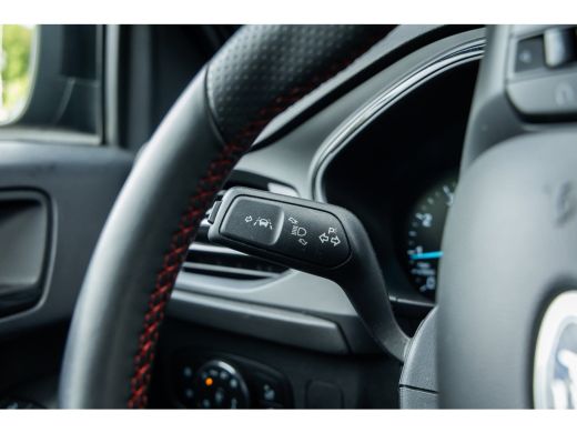 Ford Focus 1.0 EcoBoost Hybrid ST Line | Automaat | Full LED | Winter-pack | Adaptieve cruise | Dodehoek det... ActivLease financial lease