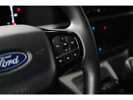Ford Transit Custom 300 2.0 TDCI L2H1 Trend | Trekhaak | Camera | Apple Carplay ActivLease financial lease