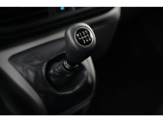 Ford Transit Custom 300 2.0 TDCI L2H1 Trend | Trekhaak | Camera | Apple Carplay ActivLease financial lease