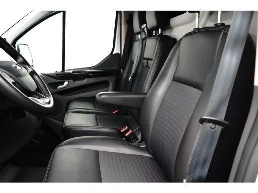 Ford Transit Custom 320 2.0 TDCI L2H1 Sport | Trekhaak | Adap. Cruise | Stoelverwarming | Carplay ActivLease financial lease