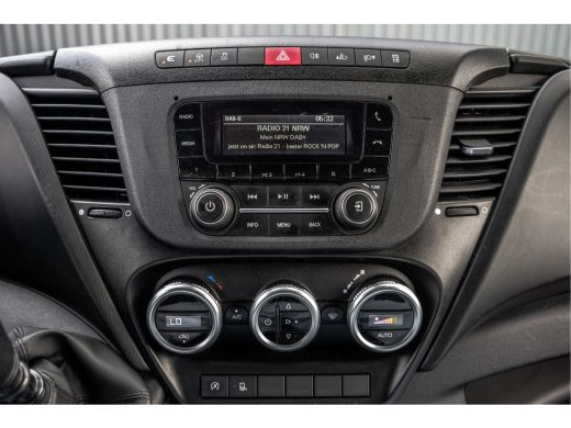 Iveco Daily **35S16 | 156 PK | 3.500KG trekgew. 3-Zits | Climate** ActivLease financial lease