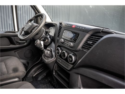 Iveco Daily **35S16 | 156 PK | 3.500KG trekgew. 3-Zits | Climate** ActivLease financial lease
