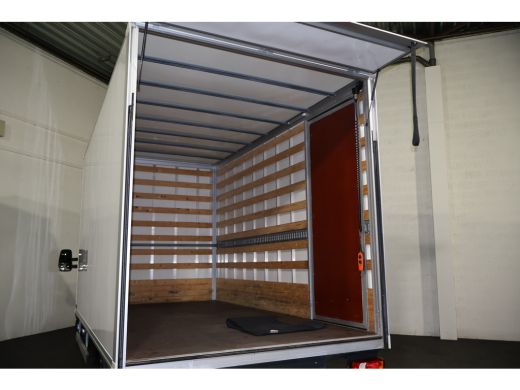Iveco Daily 40C18 Hi-Matic Bakwagen met Laadklep ActivLease financial lease