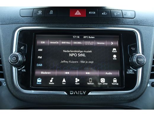 Iveco Daily 40C18 Hi-Matic Bakwagen met Laadklep ActivLease financial lease
