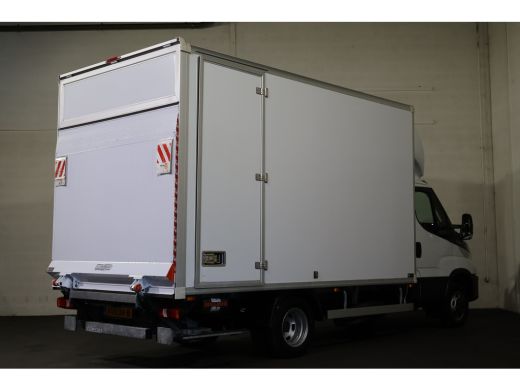 Iveco Daily 40C18 Hi-Matic Bakwagen met Laadklep ActivLease financial lease