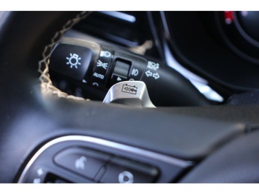 Kia e-Niro DynamicLine 64 kWh | NL-AUTO! | DEALER OH! | WARMTEPOMP | ADAPTIVE CRUISE | LANE ASSIST | CAMERA ... ActivLease financial lease