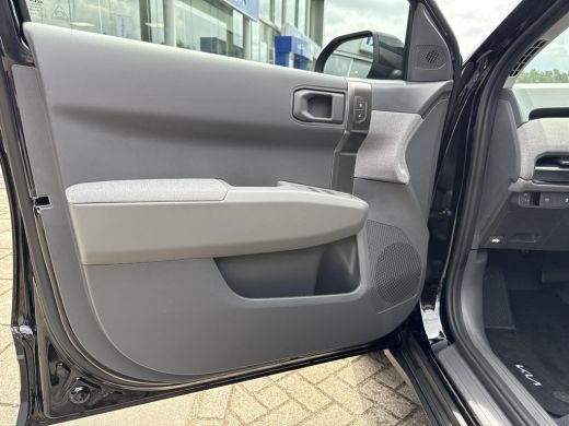 Kia EV3 Plus 58.3 kWh | Nu met &euro;3.000,- inruilpremie | Informeer naar de beschikbaarheid | ActivLease financial lease