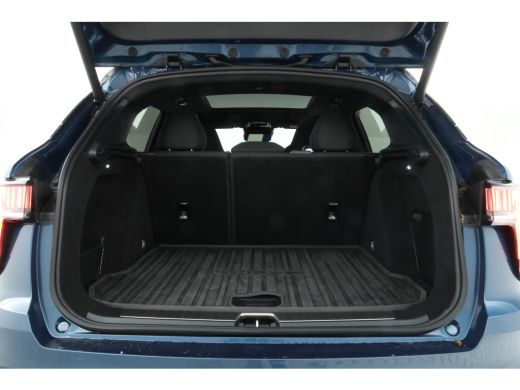 Lynk & Co 01 1.5 Zwarte hemel, full black ActivLease financial lease