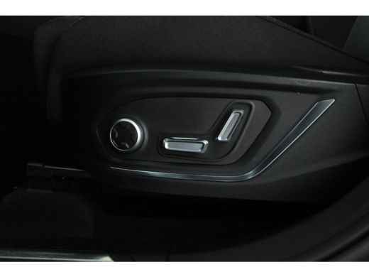 Lynk & Co 01 1.5 Zwarte hemel, full black ActivLease financial lease