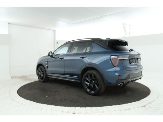 Lynk & Co 01 1.5 Zwarte hemel, full black ActivLease financial lease