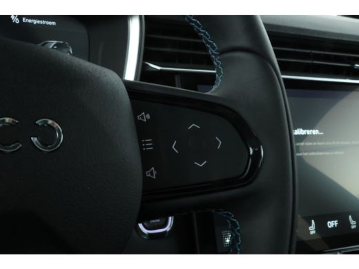 Lynk & Co 01 1.5 Zwarte hemel, full black ActivLease financial lease