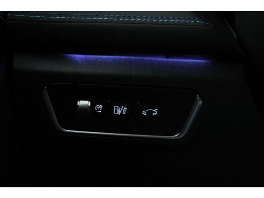 Lynk & Co 01 1.5 Zwarte hemel, full black ActivLease financial lease