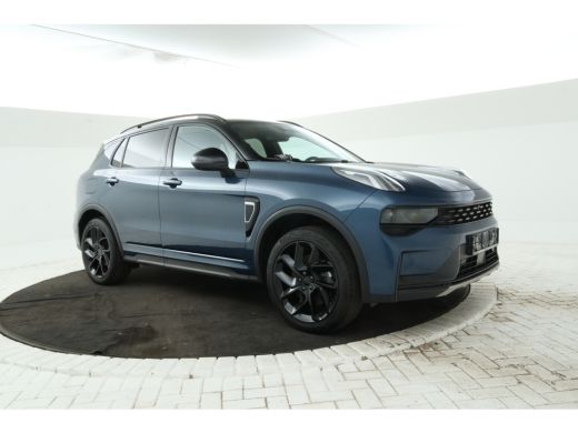 Lynk & Co 01 1.5 Zwarte hemel, full black ActivLease financial lease