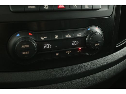 Mercedes-Benz Vito 114 CDI Lang | Aut. | Clima | Cruise | Camera | 3 Zits | Trekhaak | Carplay ActivLease financial lease