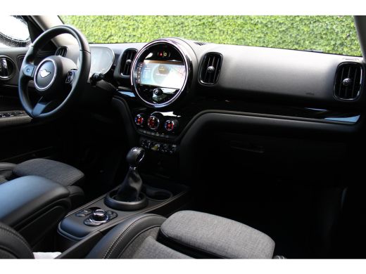 Mini Countryman 2.0 Cooper S E ALL4 Classic | NL-AUTO! | 1E EIGENAAR! | CAMERA | CRUISE | LED | PARK SENS | LANE ... ActivLease financial lease