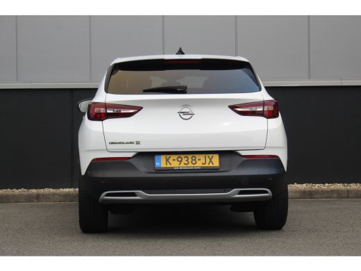 Opel Grandland X 1.2 Turbo Elegance | 360 Camera | AGR-stoel | CarPlay | Climate & Cruise C. | PDC V&A | Half lede... ActivLease financial lease