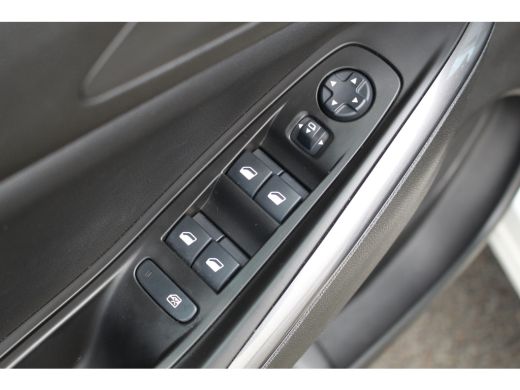 Opel Grandland X 1.2 Turbo Elegance | 360 Camera | AGR-stoel | CarPlay | Climate & Cruise C. | PDC V&A | Half lede... ActivLease financial lease
