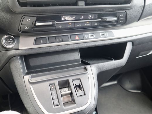 Opel Vivaro 2.0 D 180PK AUTOMAAT LEDER LANG XXL ActivLease financial lease