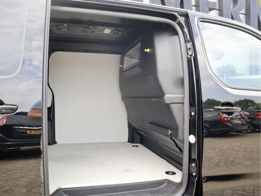 Opel Vivaro 2.0 D 180PK AUTOMAAT LEDER LANG XXL ActivLease financial lease