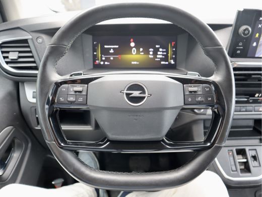 Opel Vivaro 2.0 D 180PK AUTOMAAT LEDER LANG XXL ActivLease financial lease