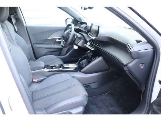 Peugeot 2008 1.2 HYBRID 136PK GT PACK AUTOMAAT / NAVI / LEDER / CLIMA / LED / PDC / 17" LMV / KEYLESS / 360&deg; C... ActivLease financial lease
