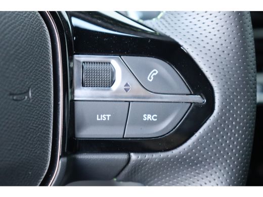Peugeot 2008 1.2 HYBRID 136PK GT PACK AUTOMAAT / NAVI / LEDER / CLIMA / LED / PDC / 17" LMV / KEYLESS / 360&deg; C... ActivLease financial lease