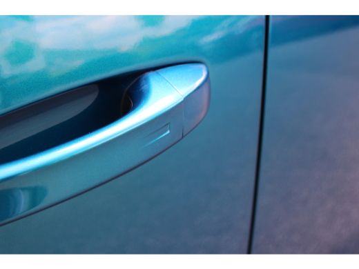 Peugeot 3008 1.6 plug-in Hybrid 195pk GT | Automaat | Navigatie | Camera | Panorama/schuifdak | Luxe stoelen |... ActivLease financial lease
