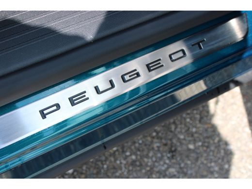 Peugeot 3008 1.6 plug-in Hybrid 195pk GT | Automaat | Navigatie | Camera | Panorama/schuifdak | Luxe stoelen |... ActivLease financial lease