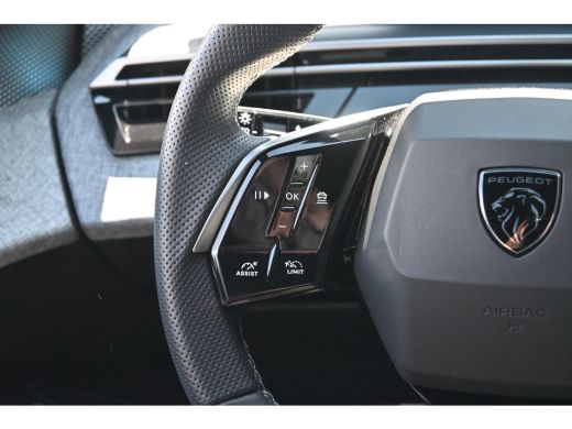 Peugeot e-3008 GT Avantage 73 kWh | Alcantara | Stuur/Stoelverwarming | Adaptive Cruise | LED-Matrix | Keyless-E... ActivLease financial lease