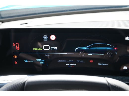 Peugeot e-3008 GT Avantage 73 kWh | Alcantara | Stuur/Stoelverwarming | Adaptive Cruise | LED-Matrix | Keyless-E... ActivLease financial lease