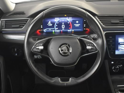 Skoda Superb Combi 1.4 TSI iV Business Edition Plus | Panorama-dak | 360gr Camera | Elektr. Trekhaak | Cruise ... ActivLease financial lease