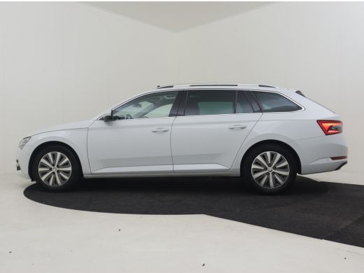 Skoda Superb Combi 1.4 TSI iV Business Edition Plus | Panorama-dak | 360gr Camera | Elektr. Trekhaak | Cruise ... ActivLease financial lease