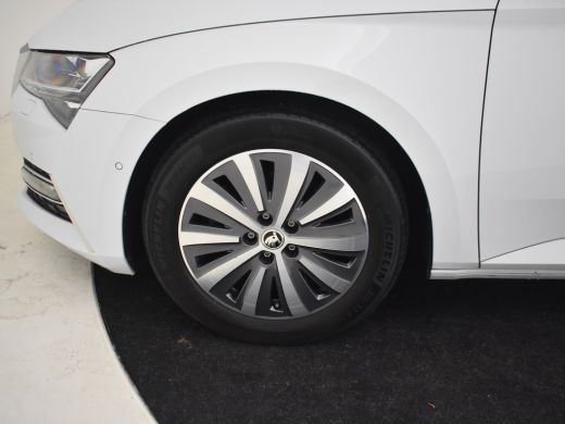 Skoda Superb Combi 1.4 TSI iV Business Edition Plus | Panorama-dak | 360gr Camera | Elektr. Trekhaak | Cruise ... ActivLease financial lease