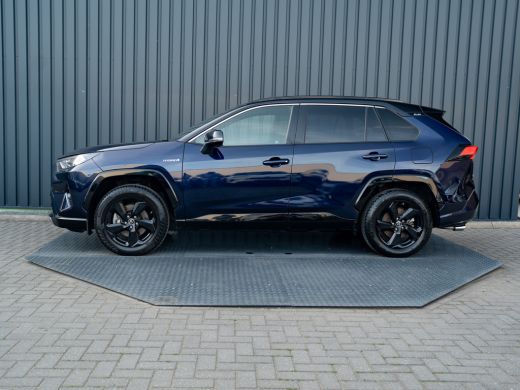 Toyota RAV4 2.5 Hybrid AWD Bi-Tone | Trekhaak afnb. | Elk. A-klep | Stuur & Stoel verw. | Prijs Rijklaar!! ActivLease financial lease