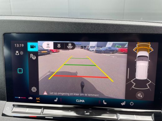 Volkswagen Caddy 2.0 TDI Style Digitale Display | Trekhaak | Multistuur | Imperiaal | Camera ActivLease financial lease